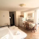 Apartamento 'sunset By Interhome Laureana Cilento