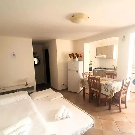 Appartement 'sunset By Interhome Laureana Cilento