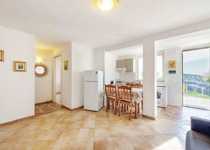 Apartment 'sunset By Interhome Laureana Cilento