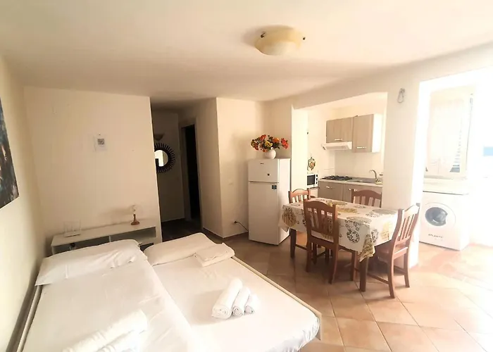 Apartment 'sunset By Interhome Laureana Cilento